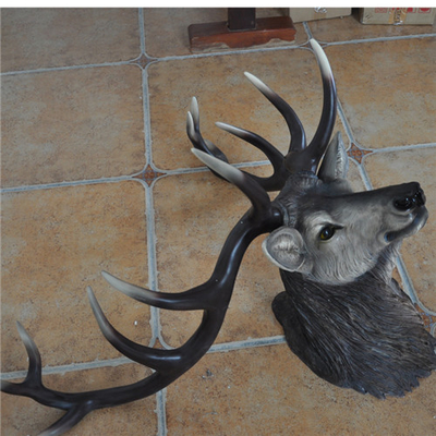 Decor van de herten beeldhouwt het Hoofd Dierlijke Muur het Hangen uitstekende Aangepaste stijl