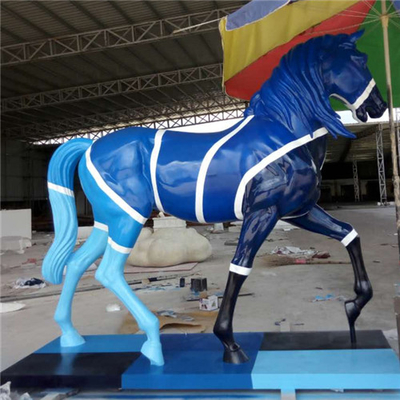 Het realistische Geschilderde Standbeeld van de het Beeldhouwwerktuin van het Glasvezel Levensgrote Paard