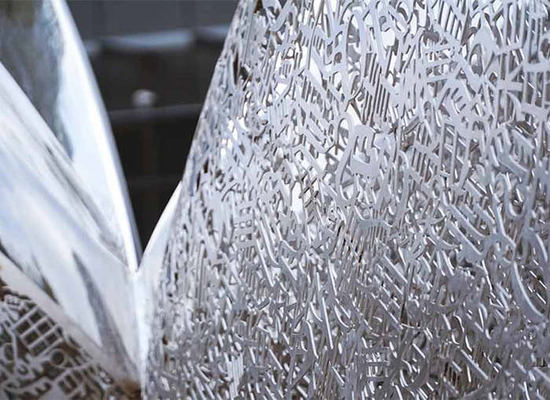 De spiegel galvaniseerde het Openlucht Abstracte Aangepaste Roestvrije staal van Tuinbeeldhouwwerken