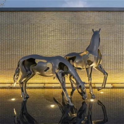 De openluchtart statue polish garden stainless-Dierlijke Beeldhouwwerken van het Staalpaard