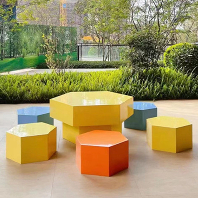 Hexagon van de Glasvezelbeeldhouwwerken van de Stoeldouane Parkeerplaats Openbaar Art Statues