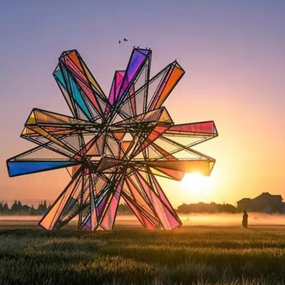 kleurrijke Acryl Grote Metaal Openluchtbeeldhouwwerken Art Abstract Windmill Cube