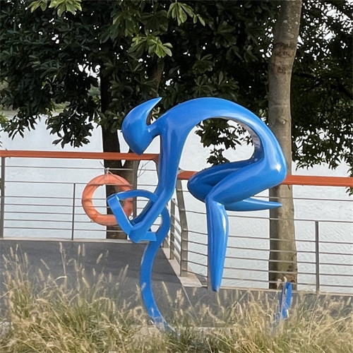 Ritfiets die Openluchttuinbeeldhouwwerken Art Metal Colorful schilderen