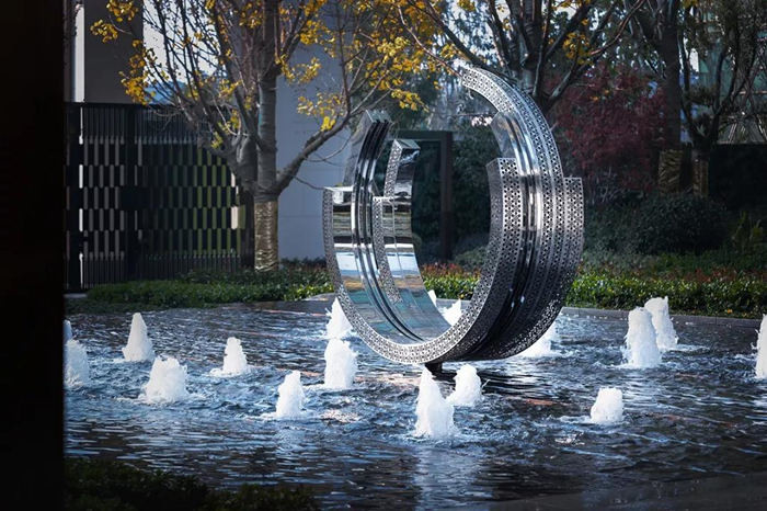 Het Roestvrije staal Modern Art Statue van fonteinring decorative metal sculpture mirror